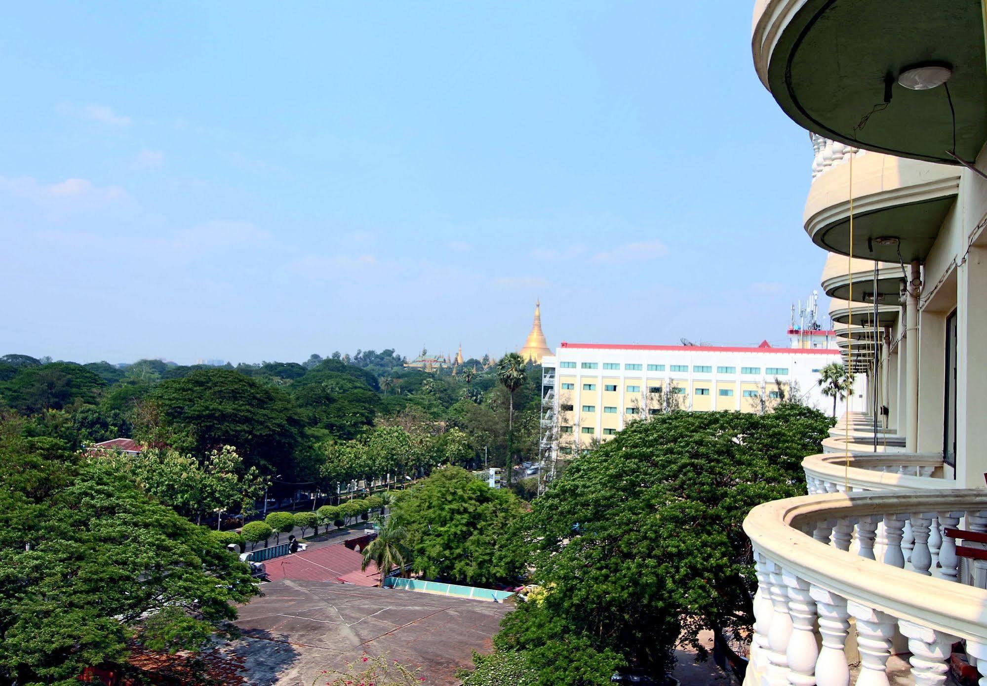 Yangon International Hotel Exterior photo